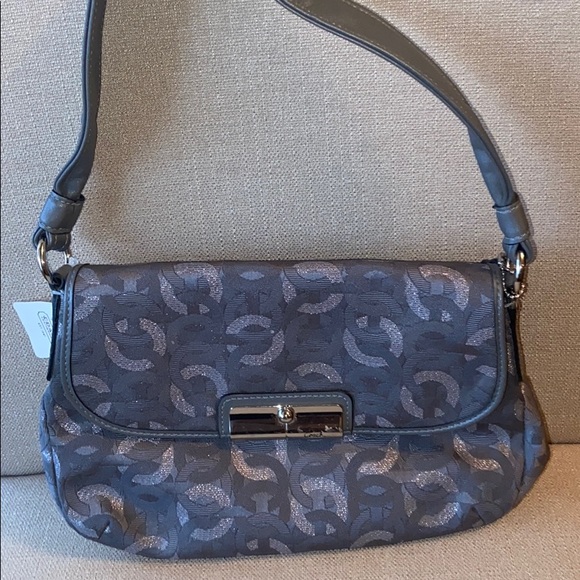 Coach Handbags - ❤️❤️COACH PURSE 👜 ❤️